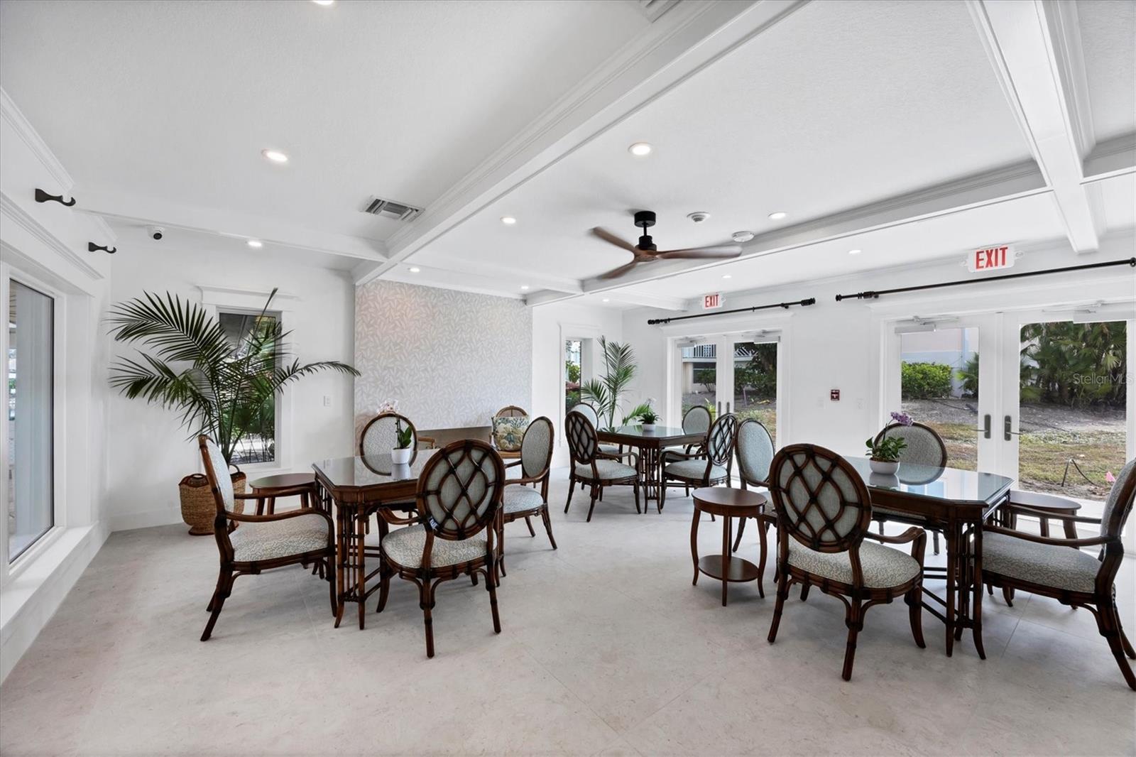 Image 32 of 58 For 11000 Placida Road 2202