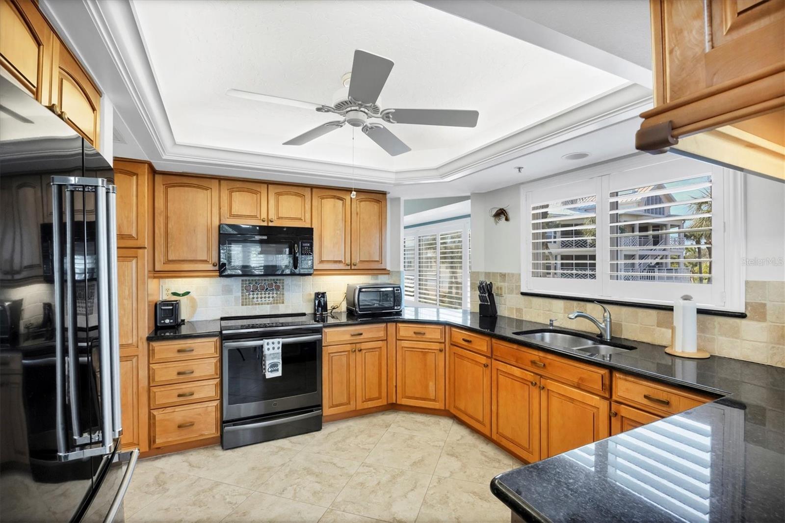 Image 6 of 58 For 11000 Placida Road 2202