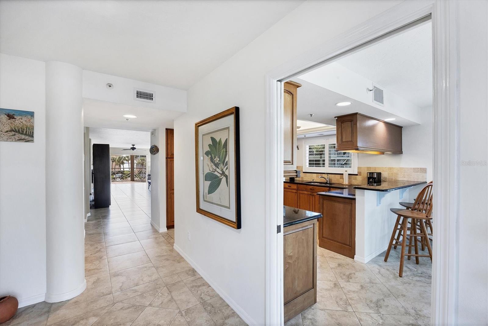 Image 8 of 58 For 11000 Placida Road 2202