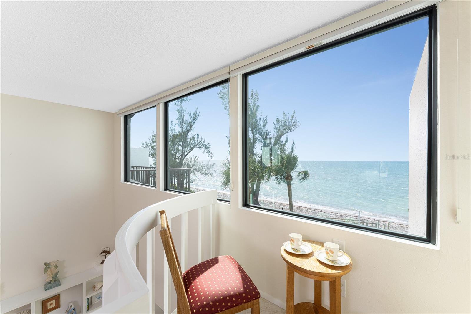 Image 41 of 69 For 2950 Beach Road B522