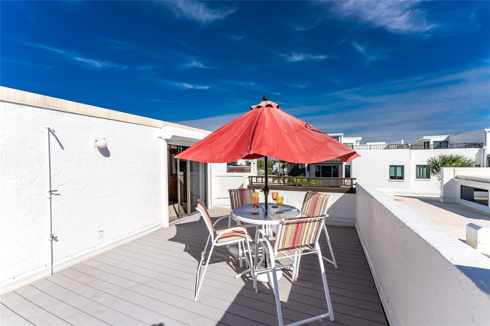 Image 47 of 69 For 2950 Beach Road B522