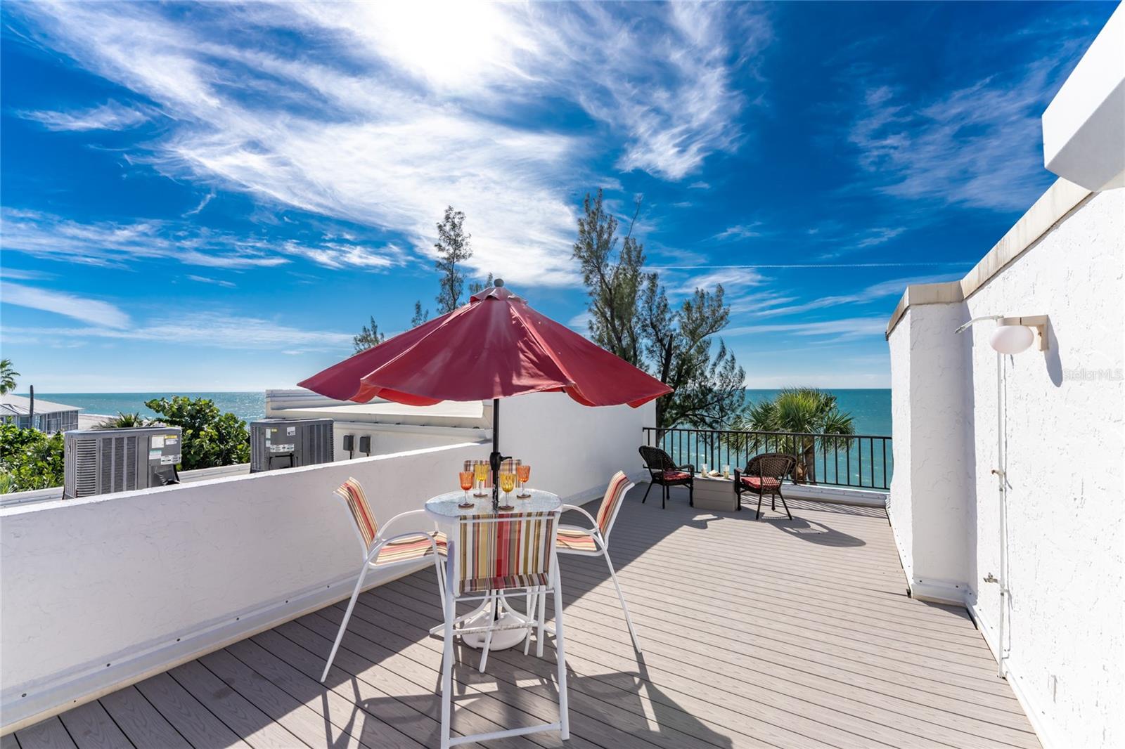 Image 50 of 69 For 2950 Beach Road B522