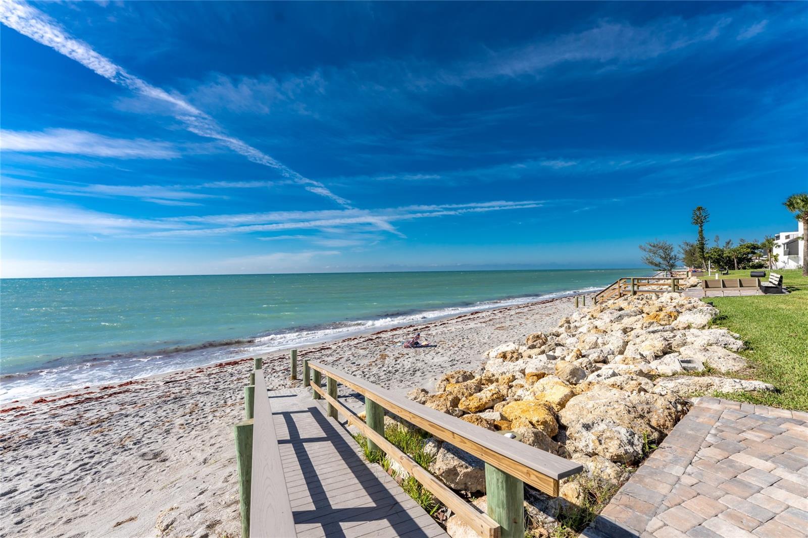 Image 54 of 69 For 2950 Beach Road B522