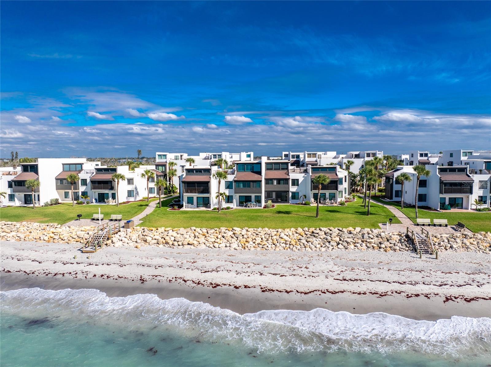 Image 65 of 69 For 2950 Beach Road B522