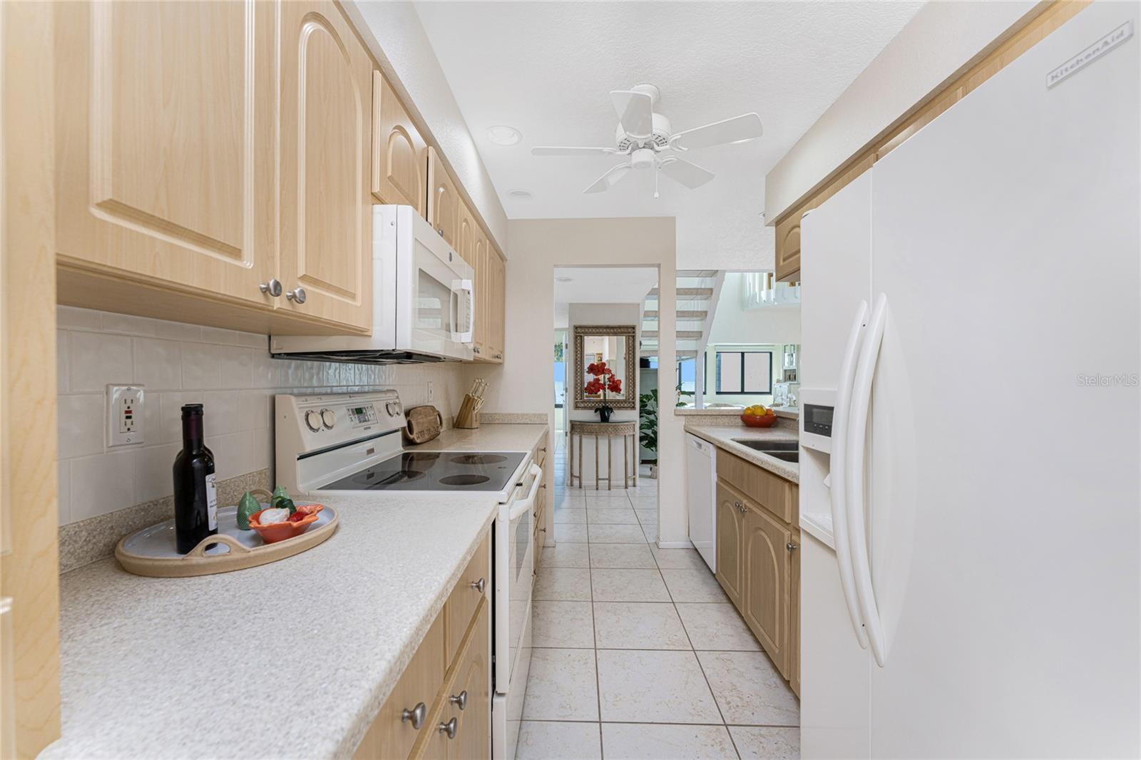 Image 9 of 69 For 2950 Beach Road B522