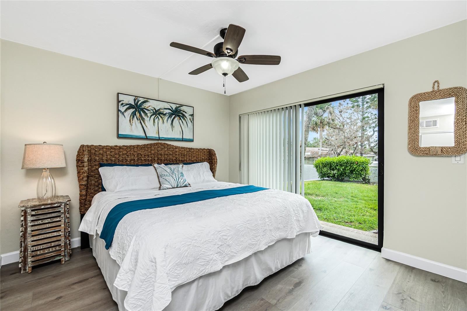 Image 25 of 43 For 2955 Beach Road A411