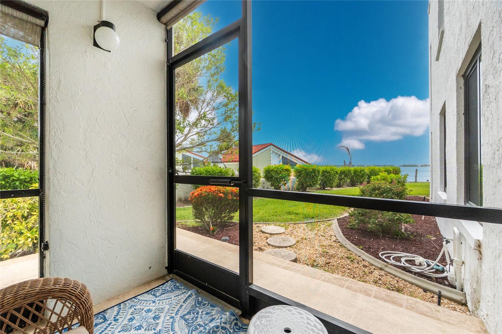 Image 3 of 43 For 2955 Beach Road A411