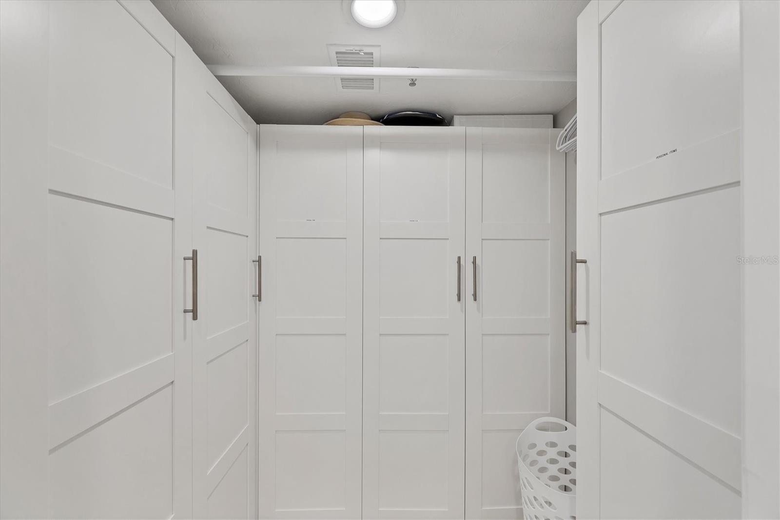 Image 22 of 58 For 11000 Placida Road 1601