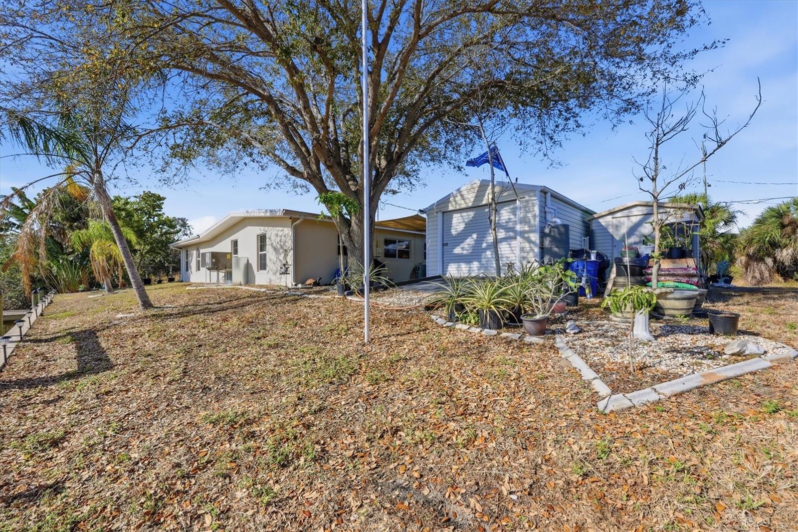 Image 33 of 40 For 3492 Discovery Drive