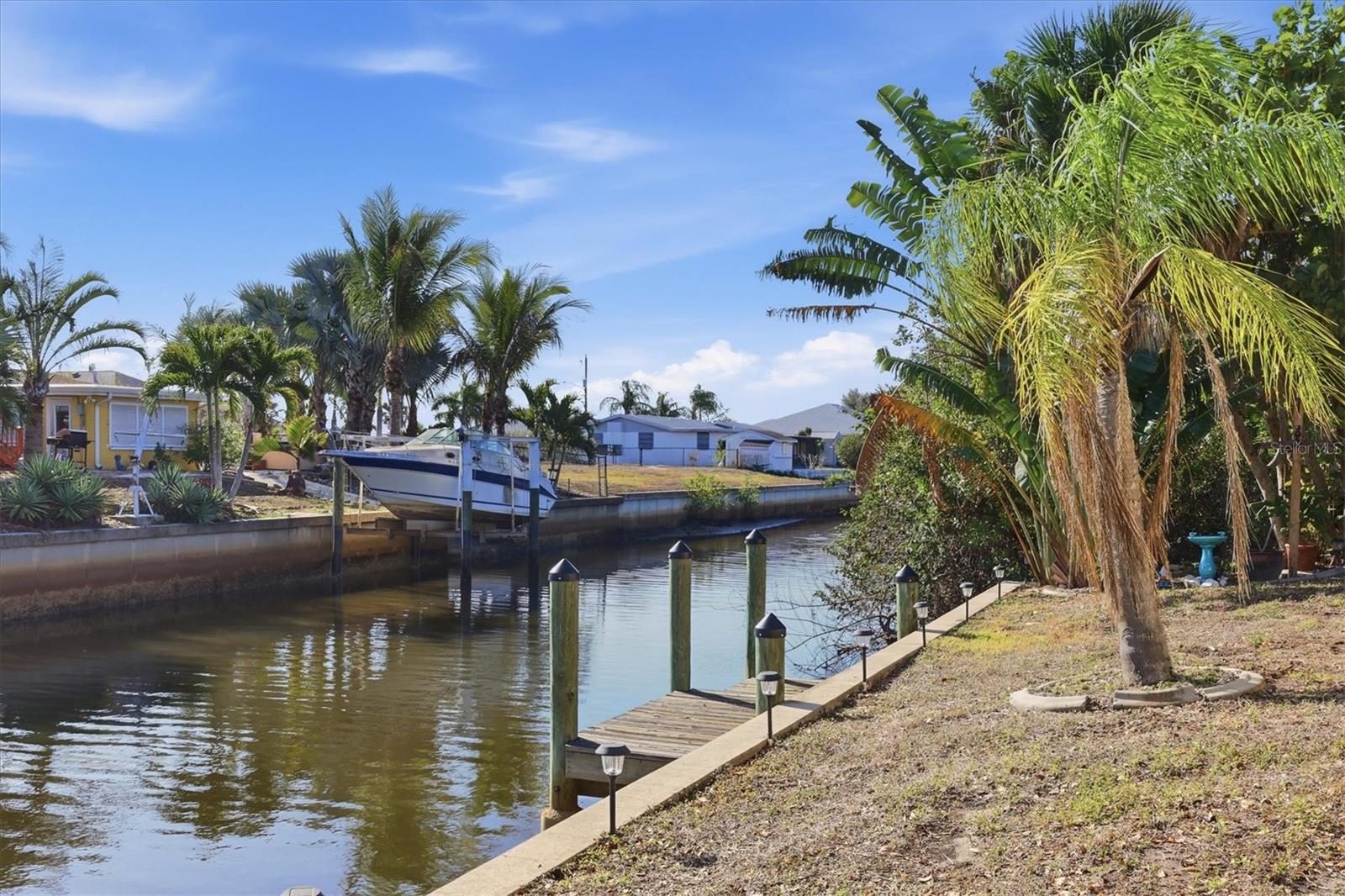 Image 36 of 40 For 3492 Discovery Drive