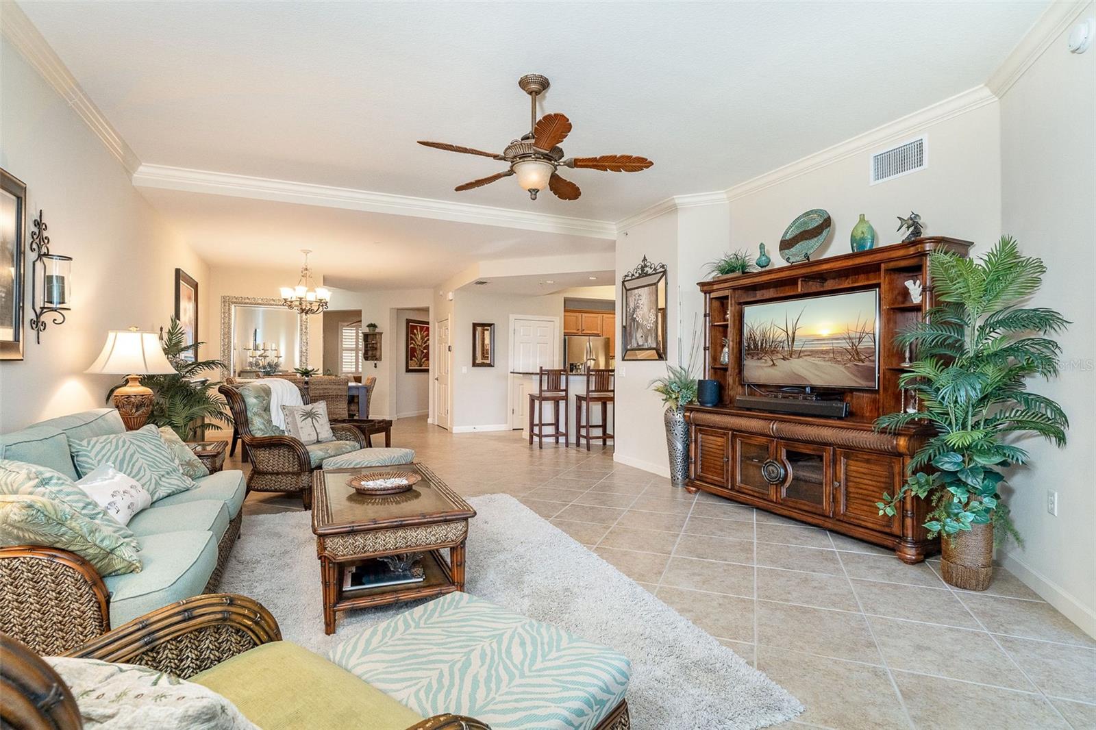 Image 12 of 48 For 8561 Amberjack Circle 203