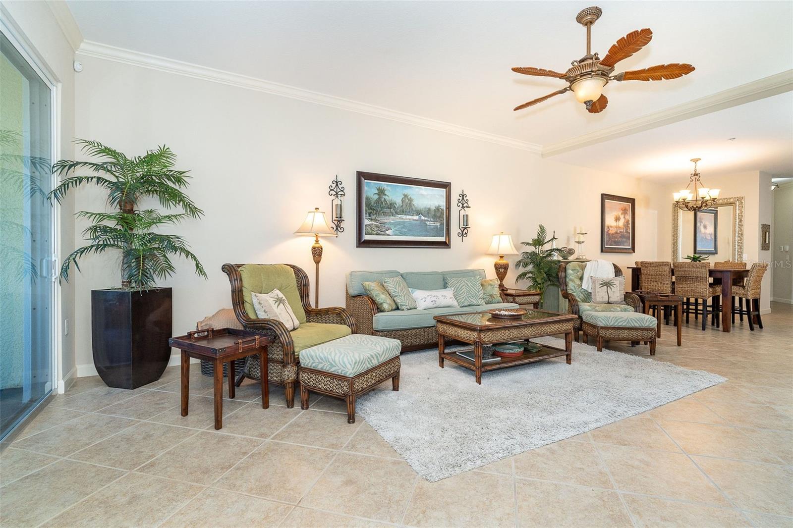 Image 14 of 48 For 8561 Amberjack Circle 203