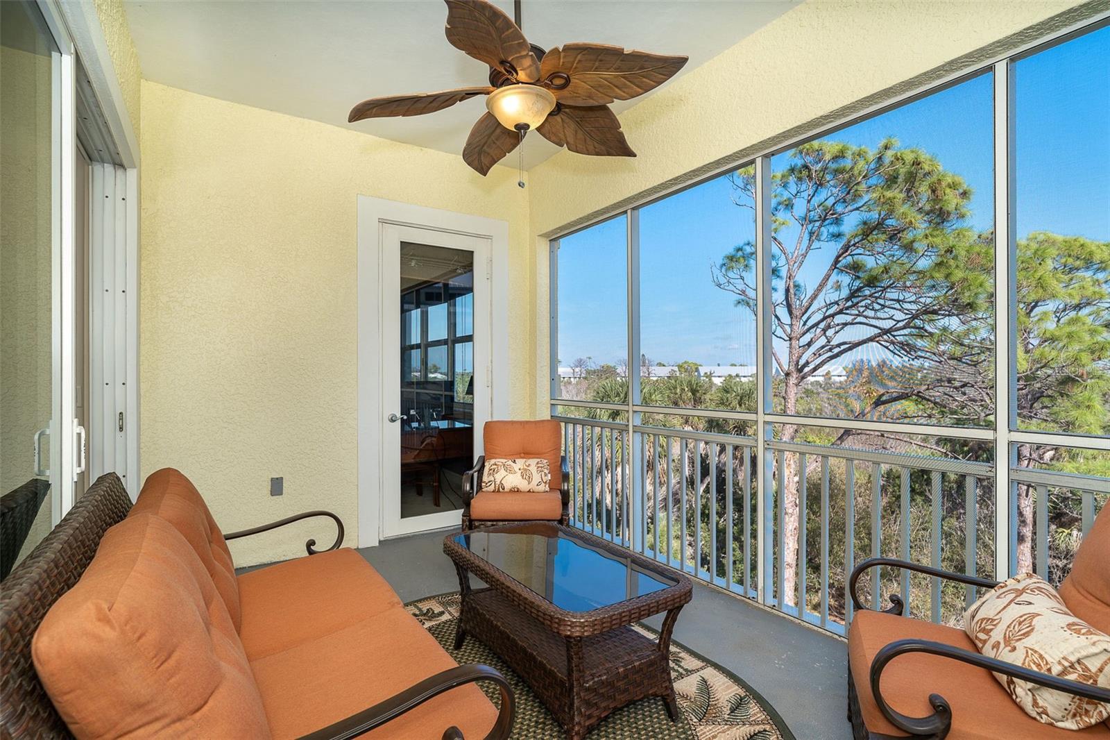 Image 18 of 48 For 8561 Amberjack Circle 203