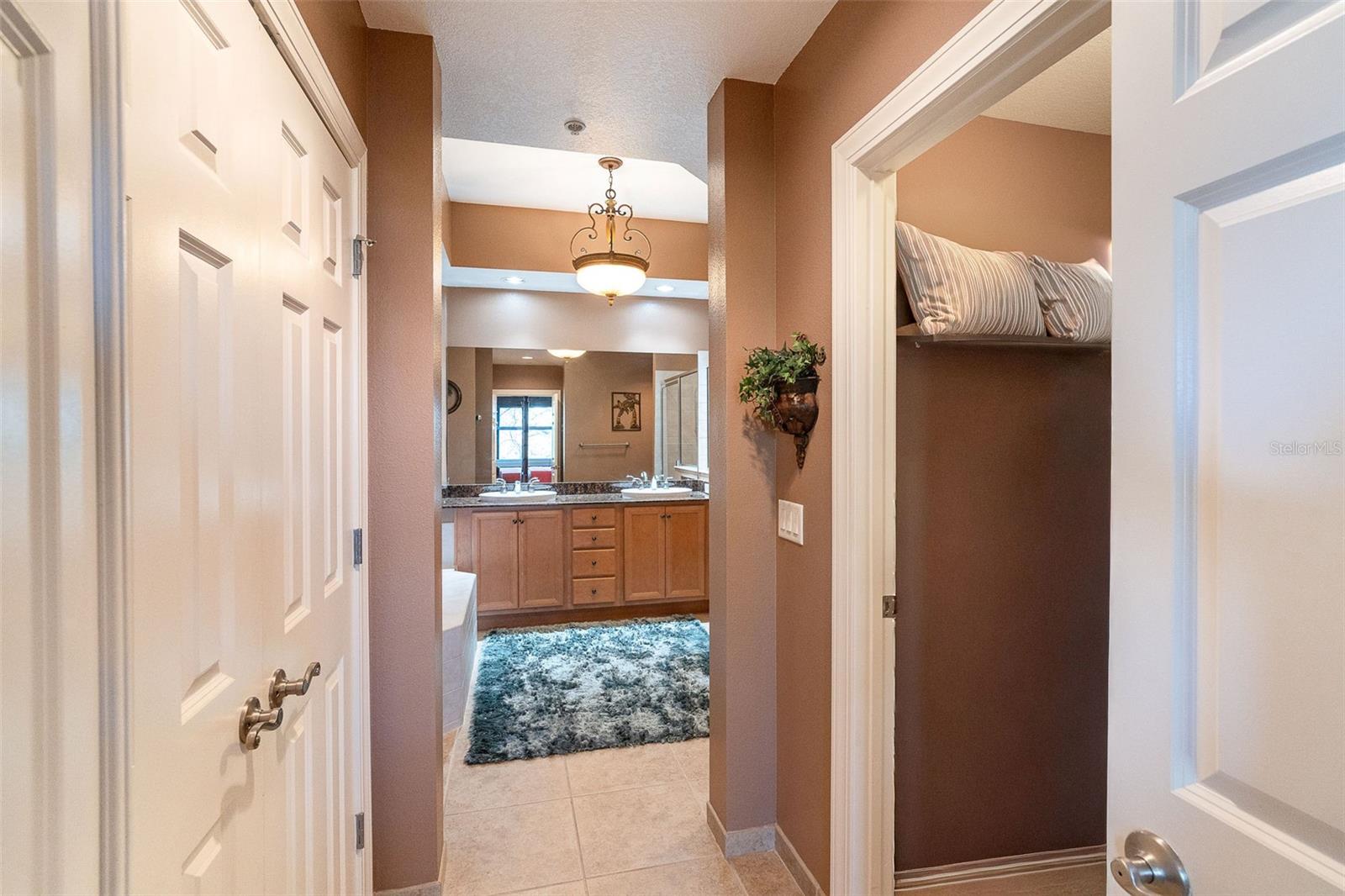 Image 22 of 48 For 8561 Amberjack Circle 203