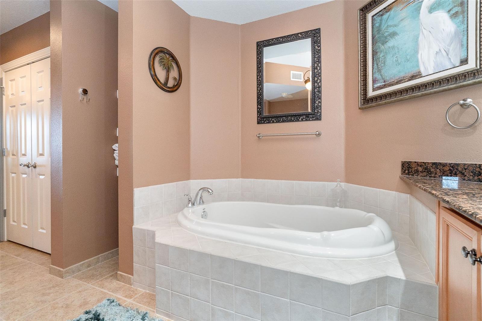 Image 25 of 48 For 8561 Amberjack Circle 203