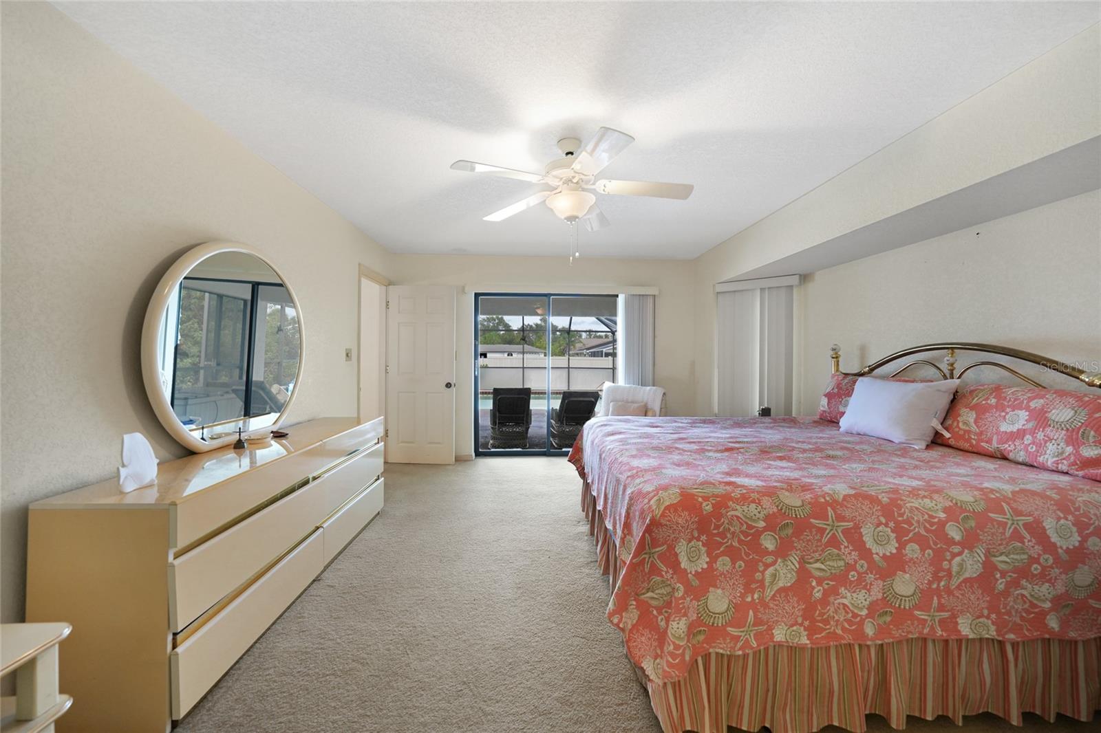 Image 21 of 54 For 22422 Blanchard Avenue