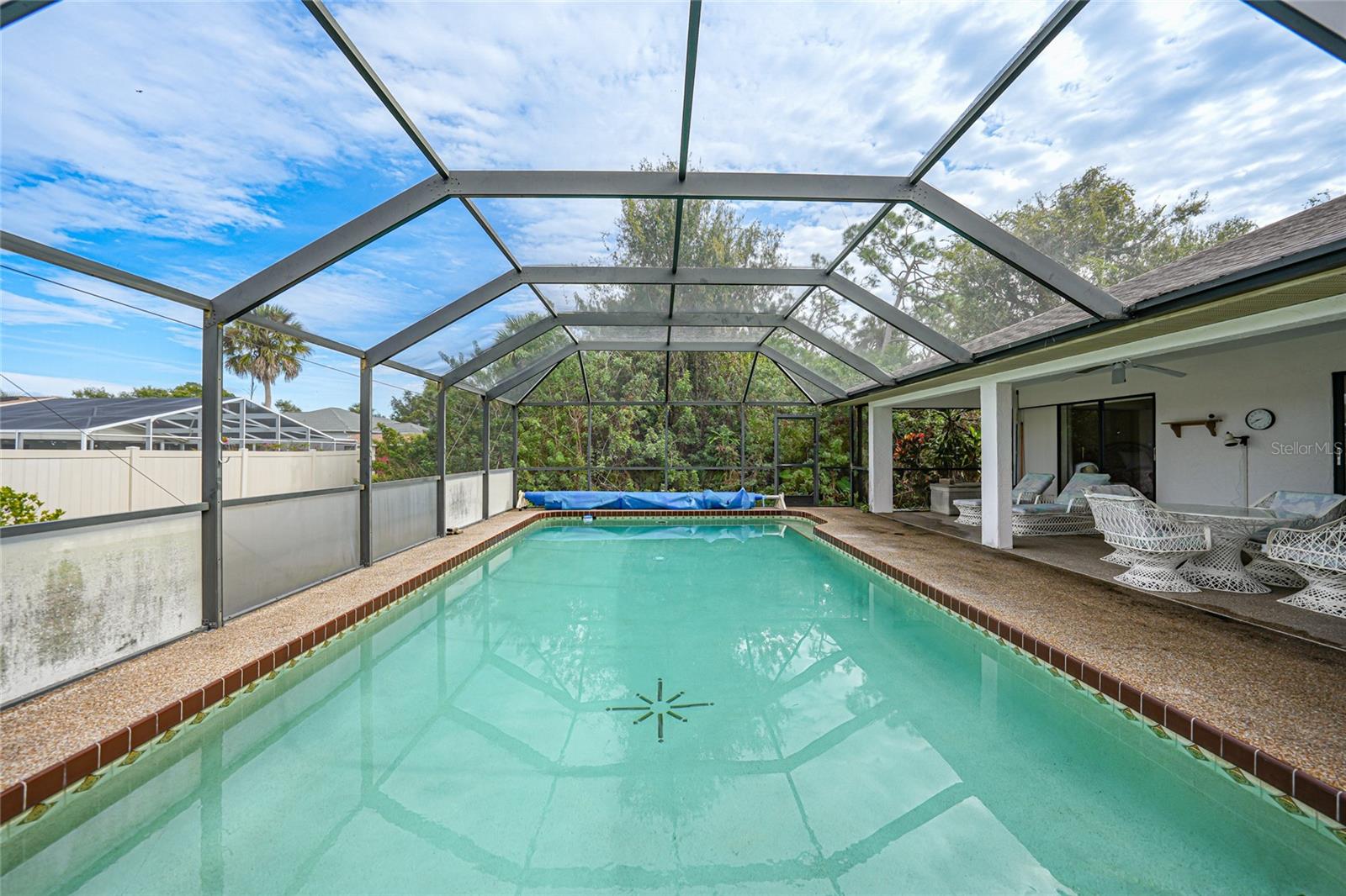 Image 37 of 54 For 22422 Blanchard Avenue