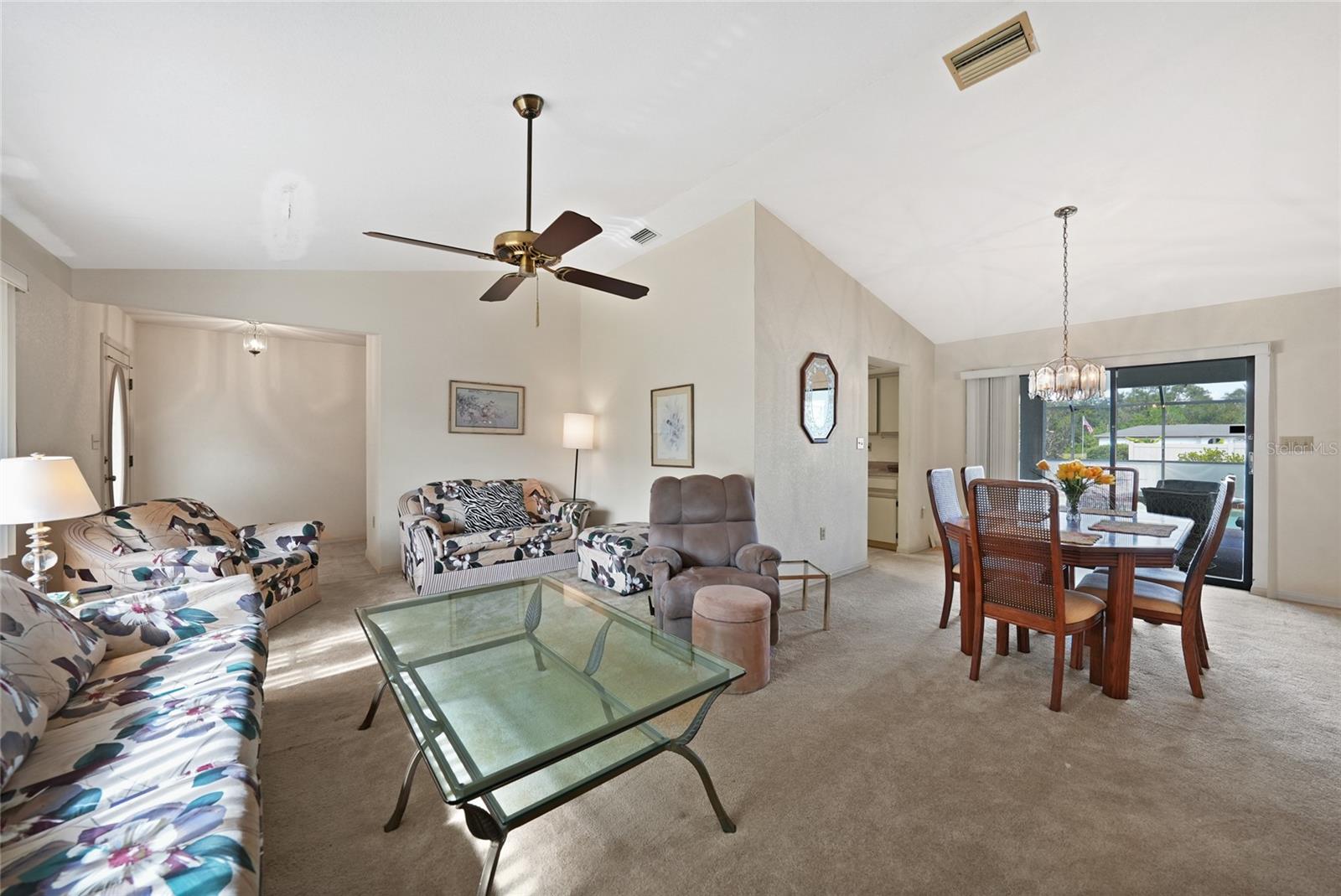 Image 5 of 54 For 22422 Blanchard Avenue