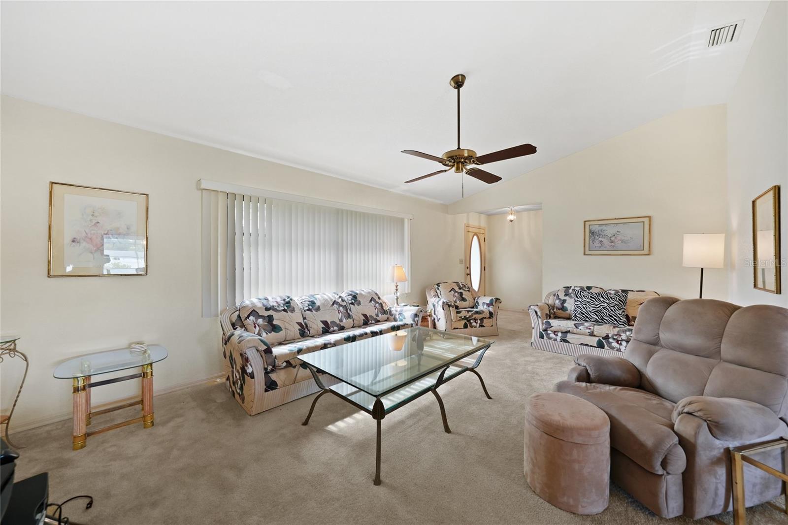 Image 6 of 54 For 22422 Blanchard Avenue