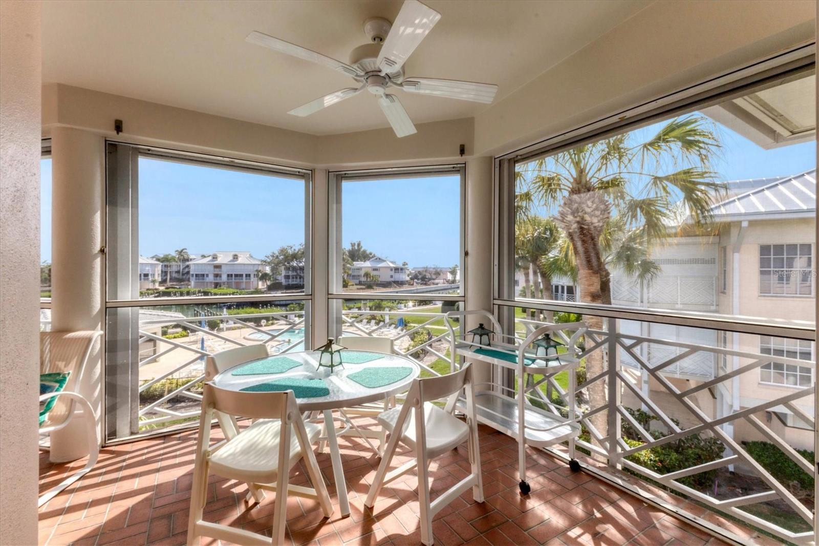 Image 28 of 42 For 11000 Placida Road 1604