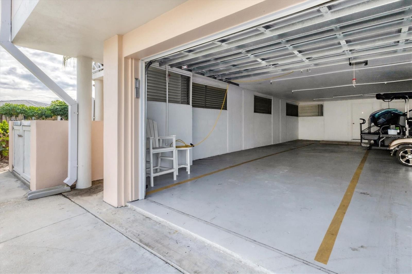 Image 30 of 42 For 11000 Placida Road 1604