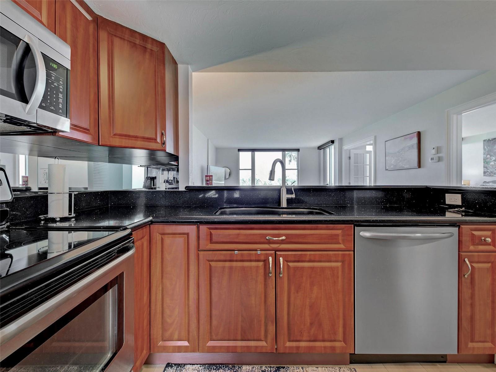 Image 14 of 67 For 1100 Tarpon Center Drive 102b