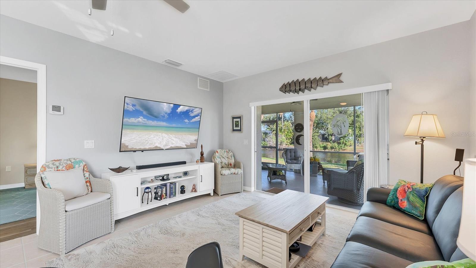 Image 16 of 45 For 220 Boundary Boulevard W 220r