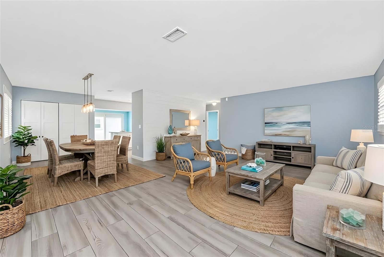 Image 16 of 56 For 1977 Beach Road 3