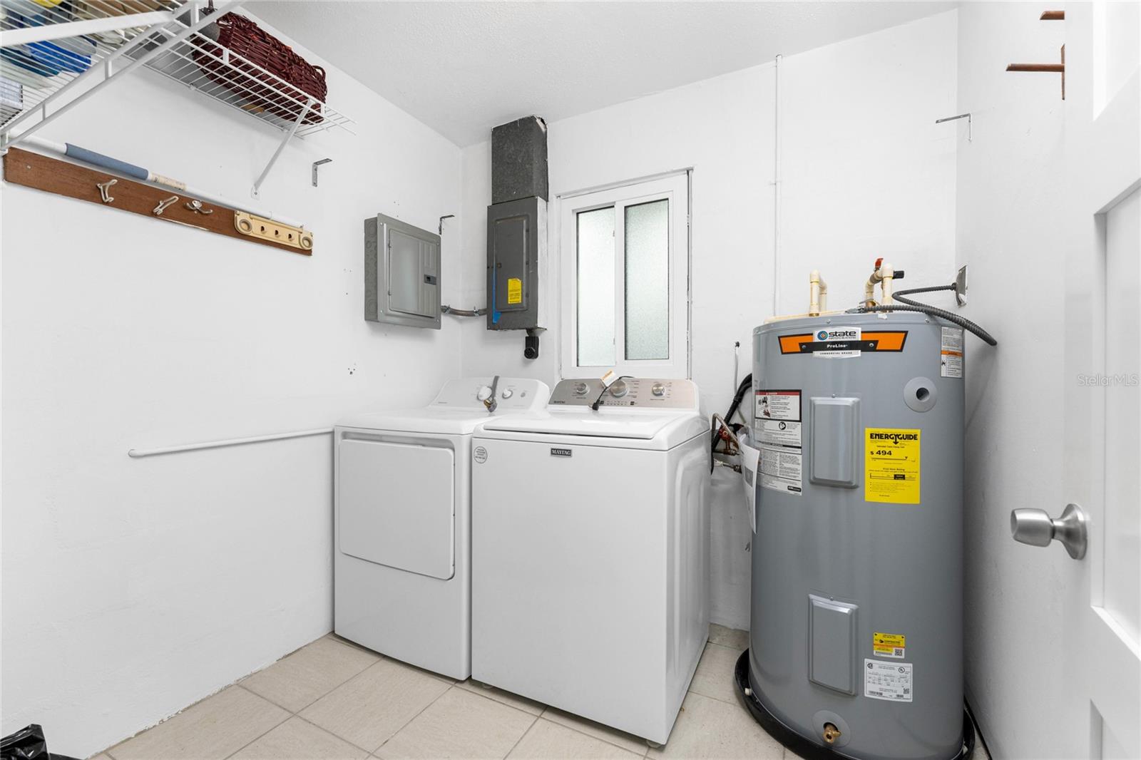 Image 23 of 56 For 1977 Beach Road 3