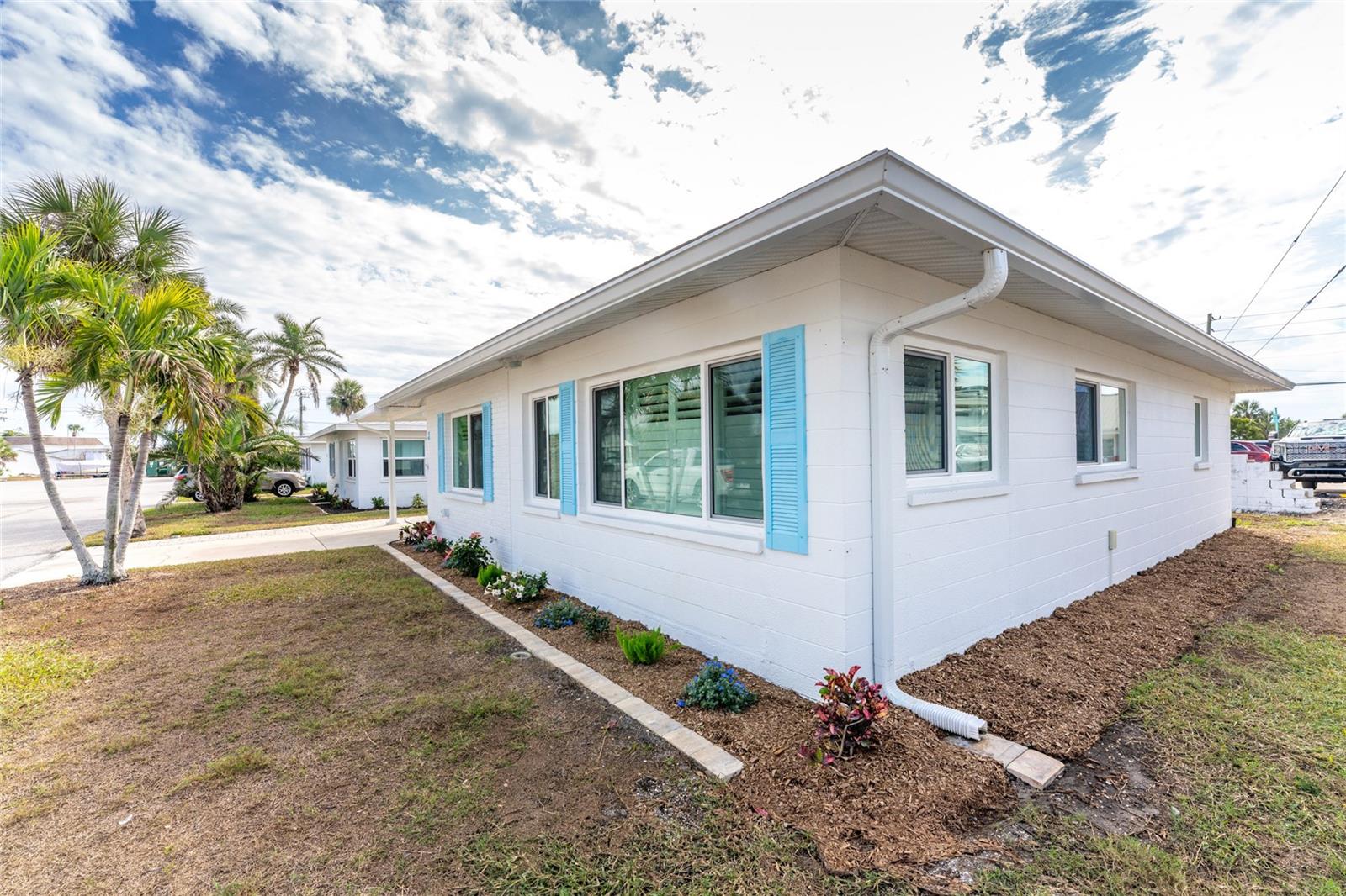 Image 46 of 56 For 1977 Beach Road 3