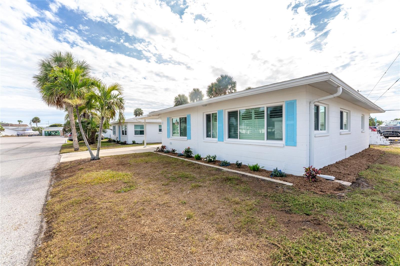 Image 47 of 56 For 1977 Beach Road 3