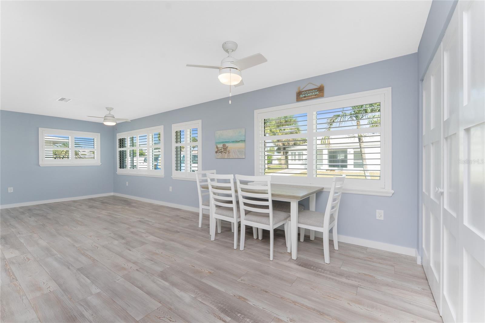 Image 9 of 56 For 1977 Beach Road 3