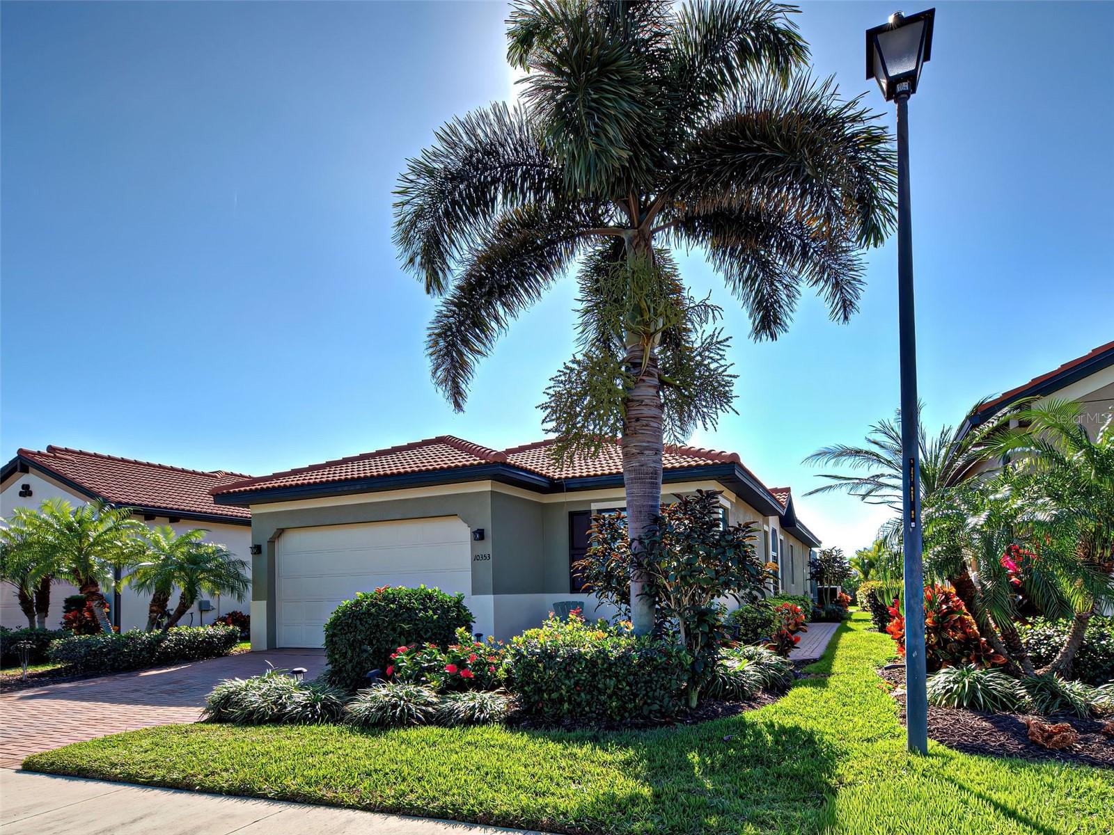 Details for 10353 Crooked Creek Drive, VENICE, FL 34293