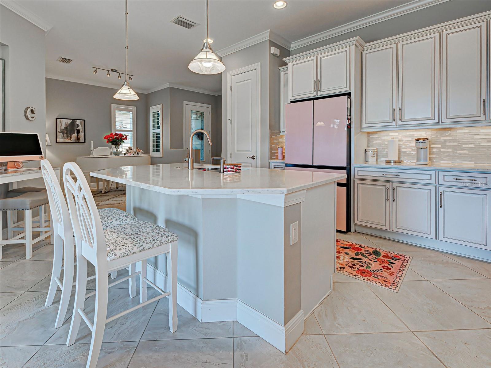 Image 19 of 100 For 10353 Crooked Creek Drive