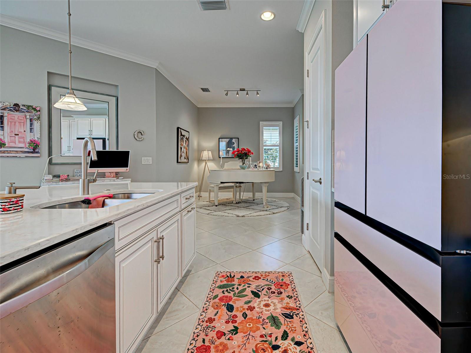 Image 22 of 100 For 10353 Crooked Creek Drive