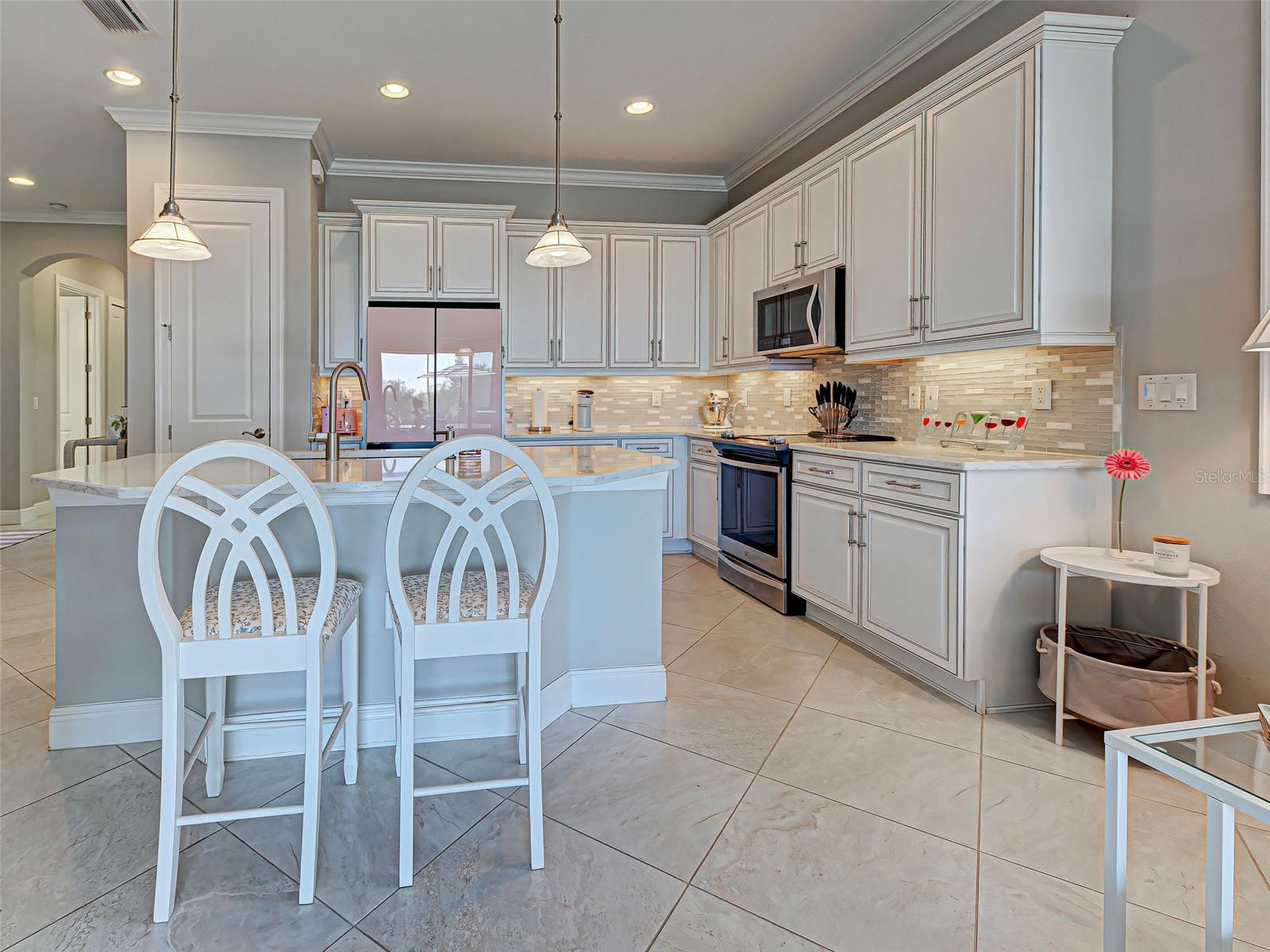 Image 23 of 100 For 10353 Crooked Creek Drive