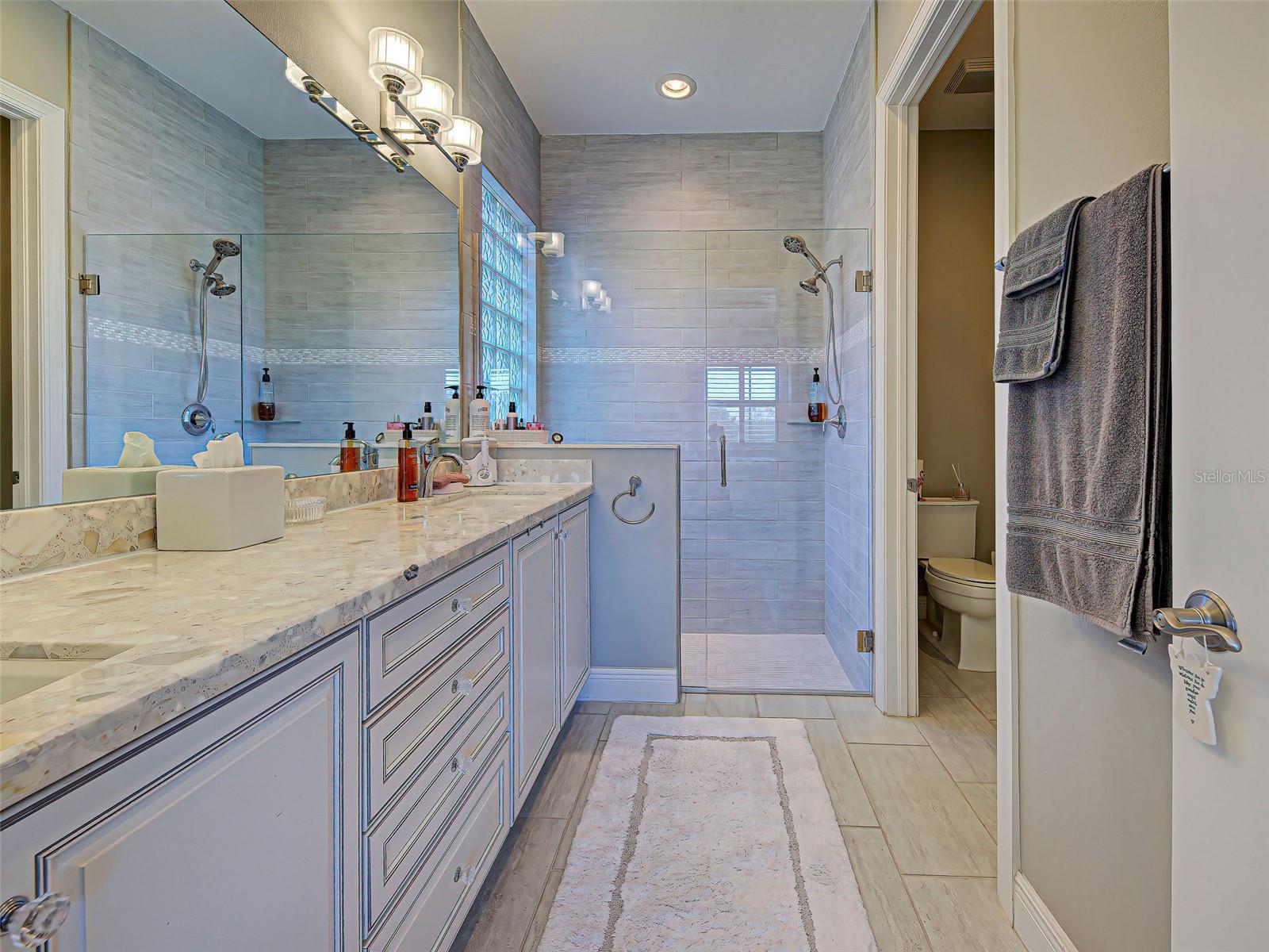 Image 37 of 100 For 10353 Crooked Creek Drive