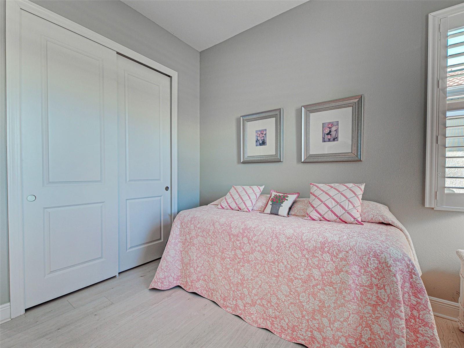 Image 49 of 100 For 10353 Crooked Creek Drive