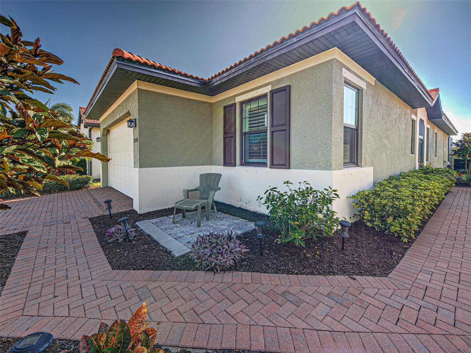 Image 5 of 100 For 10353 Crooked Creek Drive