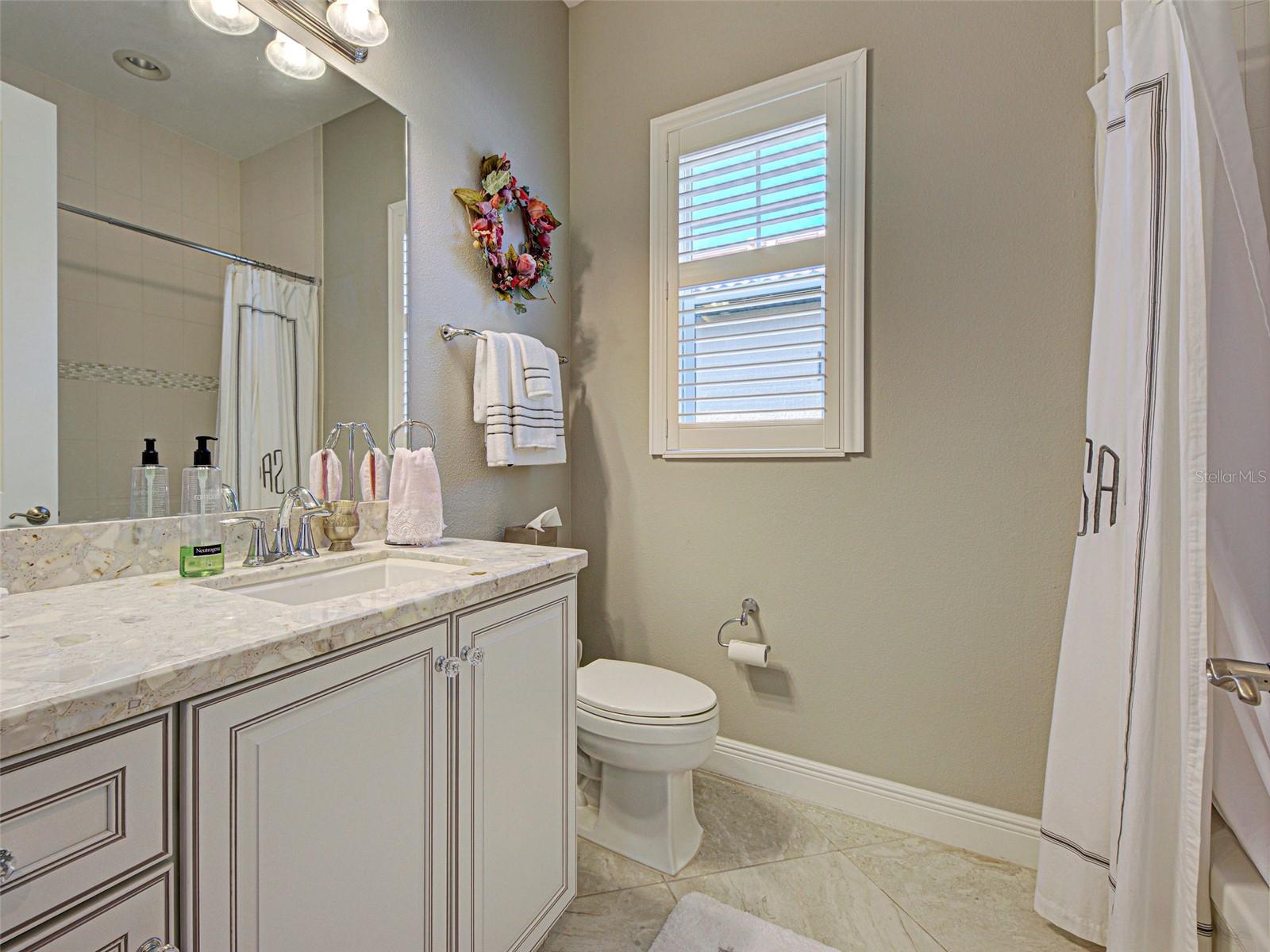 Image 51 of 100 For 10353 Crooked Creek Drive