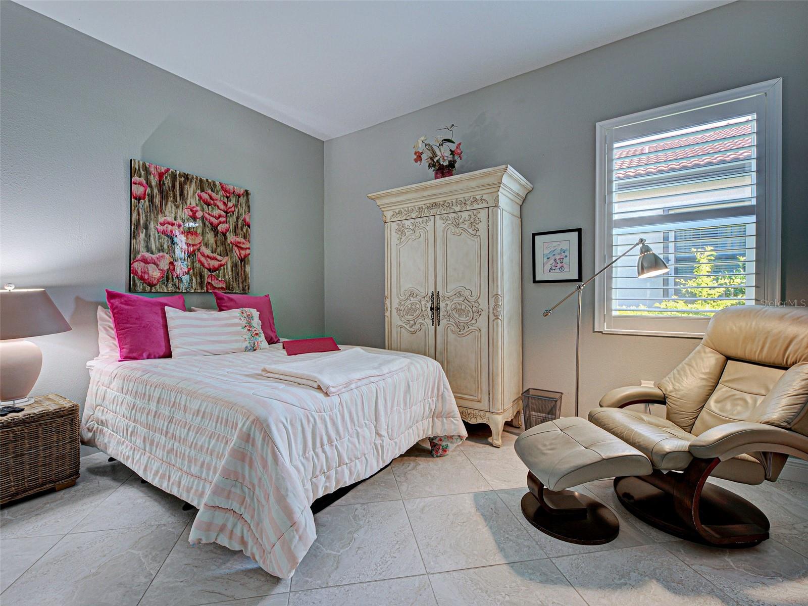 Image 54 of 100 For 10353 Crooked Creek Drive