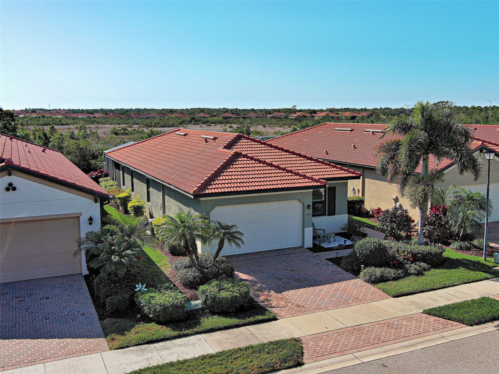 Image 6 of 100 For 10353 Crooked Creek Drive