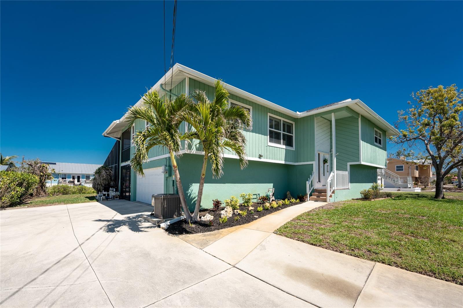 Image 40 of 45 For 1052 Newton Street