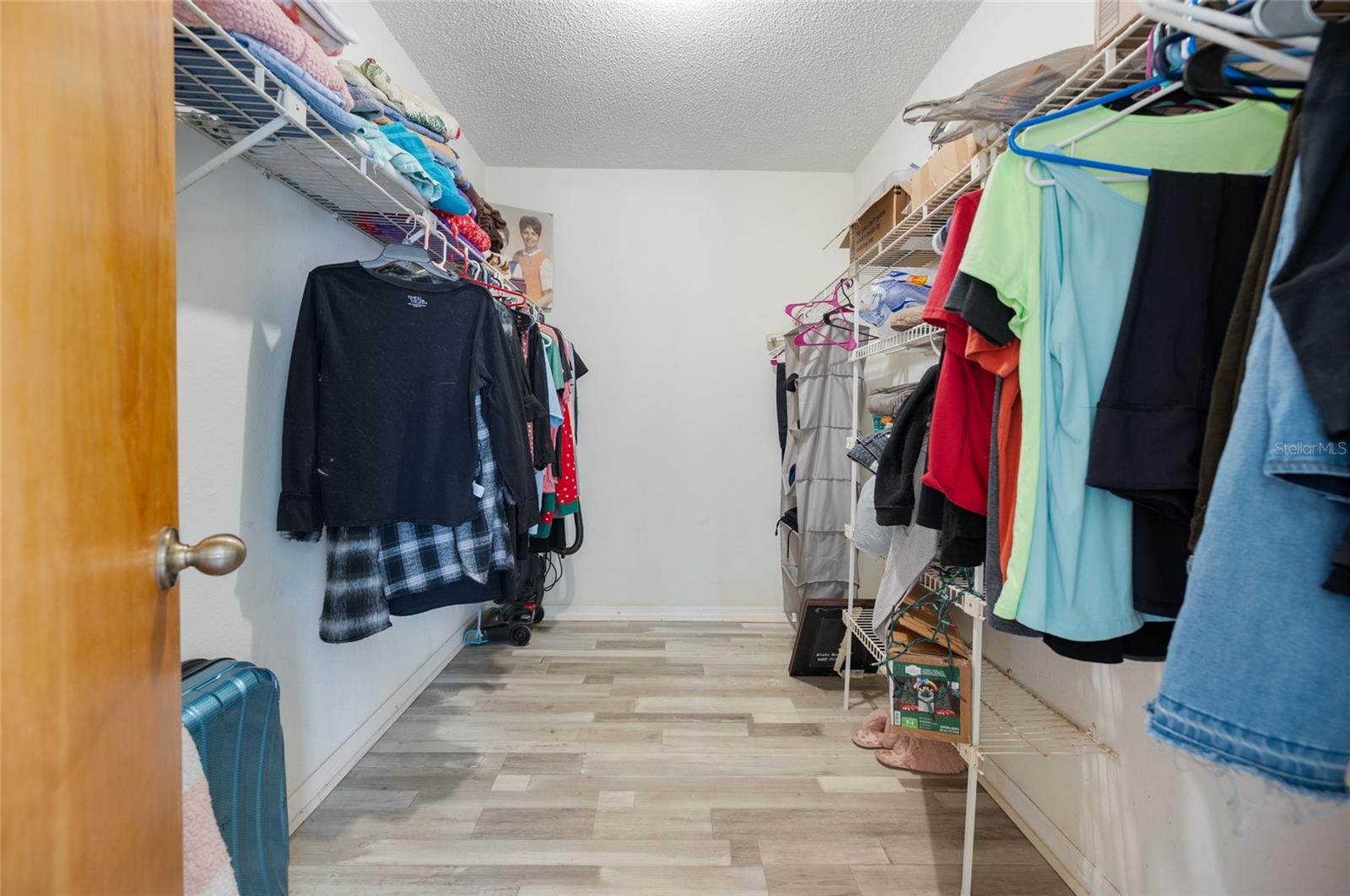 Image 13 of 30 For 10193 Barker Avenue