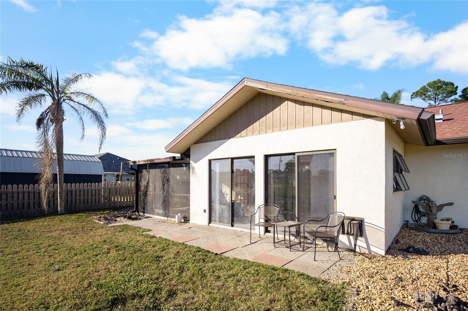 Image 19 of 30 For 10193 Barker Avenue