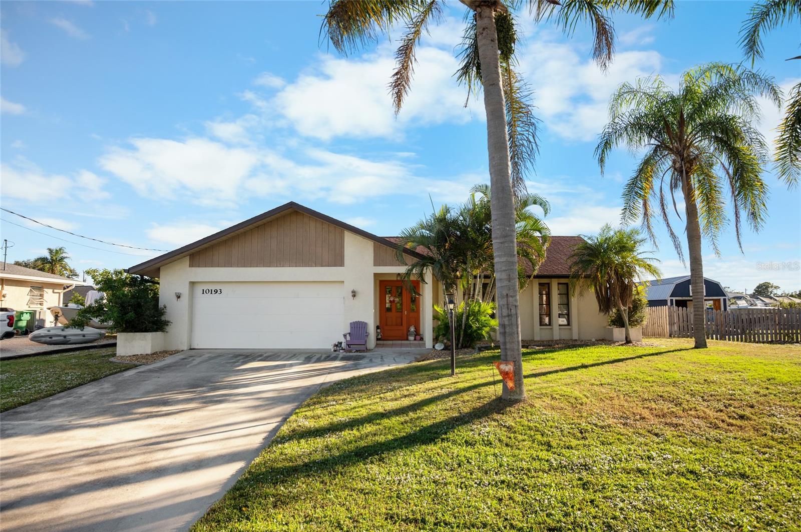 Image 23 of 30 For 10193 Barker Avenue