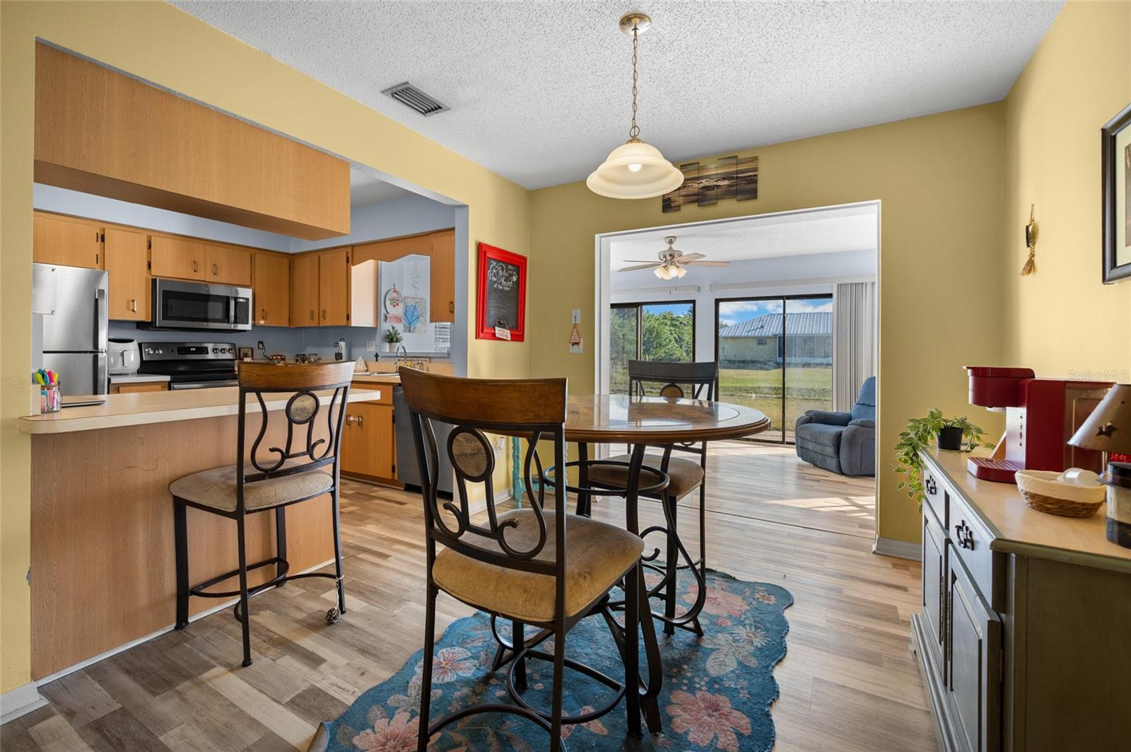 Image 5 of 30 For 10193 Barker Avenue