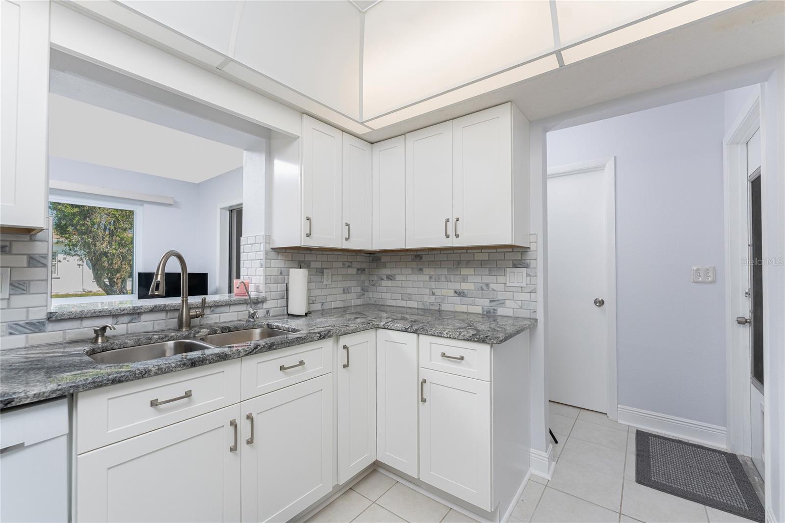 Image 13 of 55 For 1720 Florence Avenue