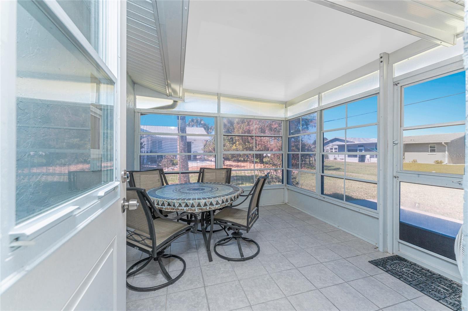 Image 21 of 55 For 1720 Florence Avenue