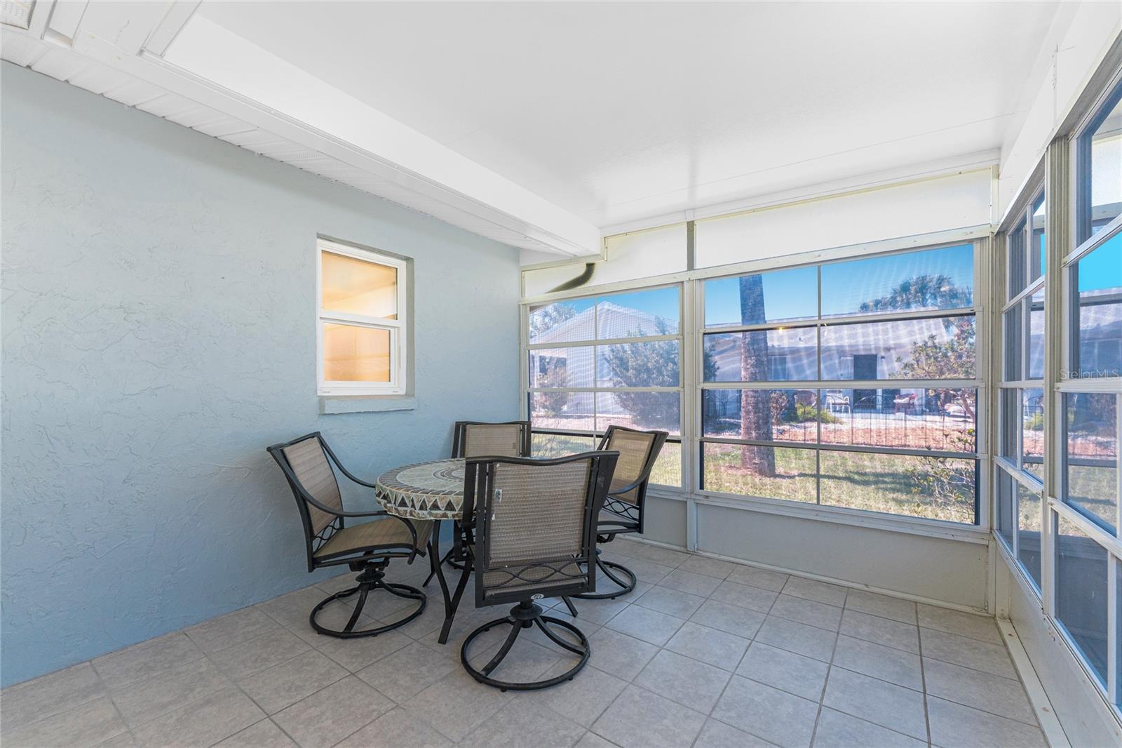 Image 23 of 55 For 1720 Florence Avenue